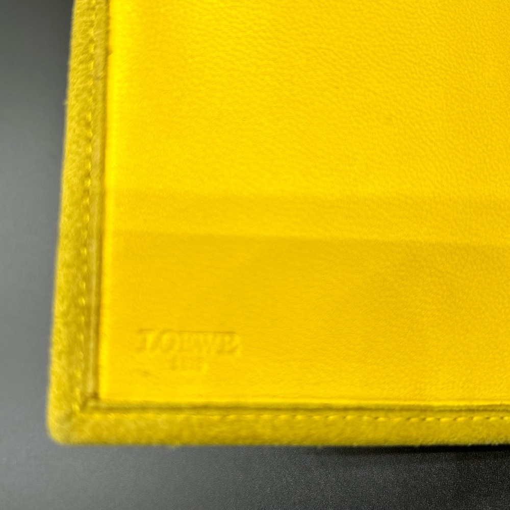 Loewe bifold yellow clasp wallet - Picture 6 of 13